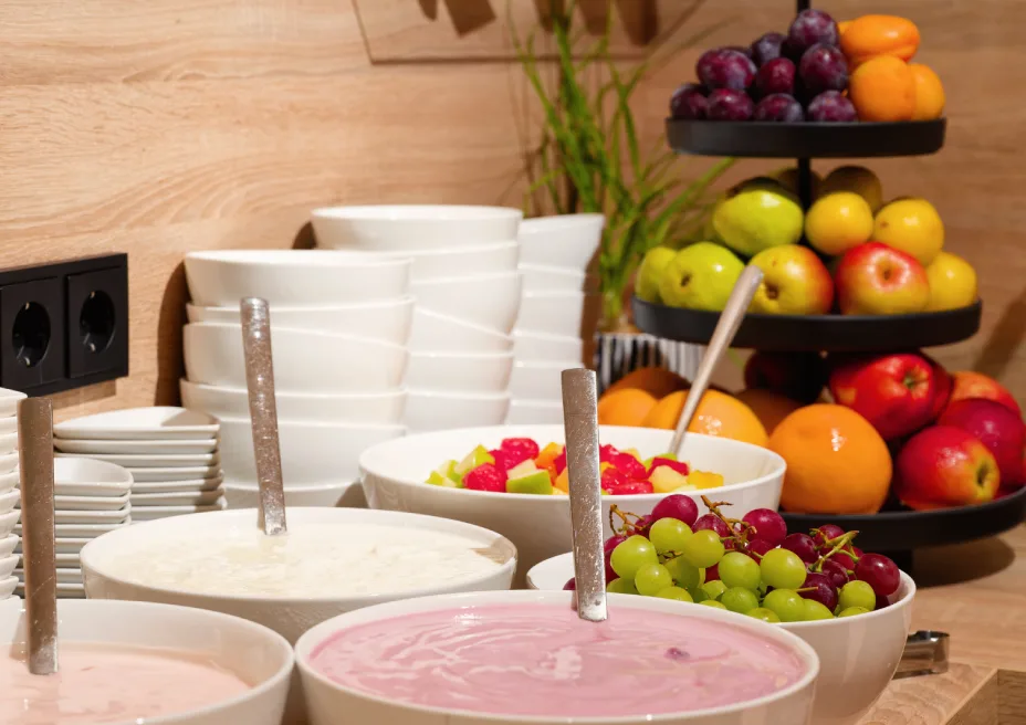 Frühstücksbuffet im Hotel Schluister Park